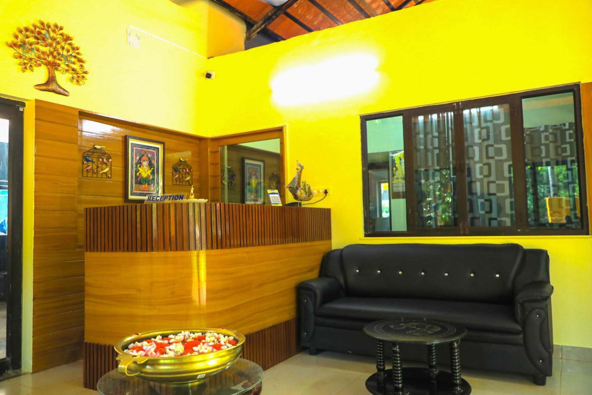 Auro Wellness Castle Hotell Pondicherry Eksteriør bilde